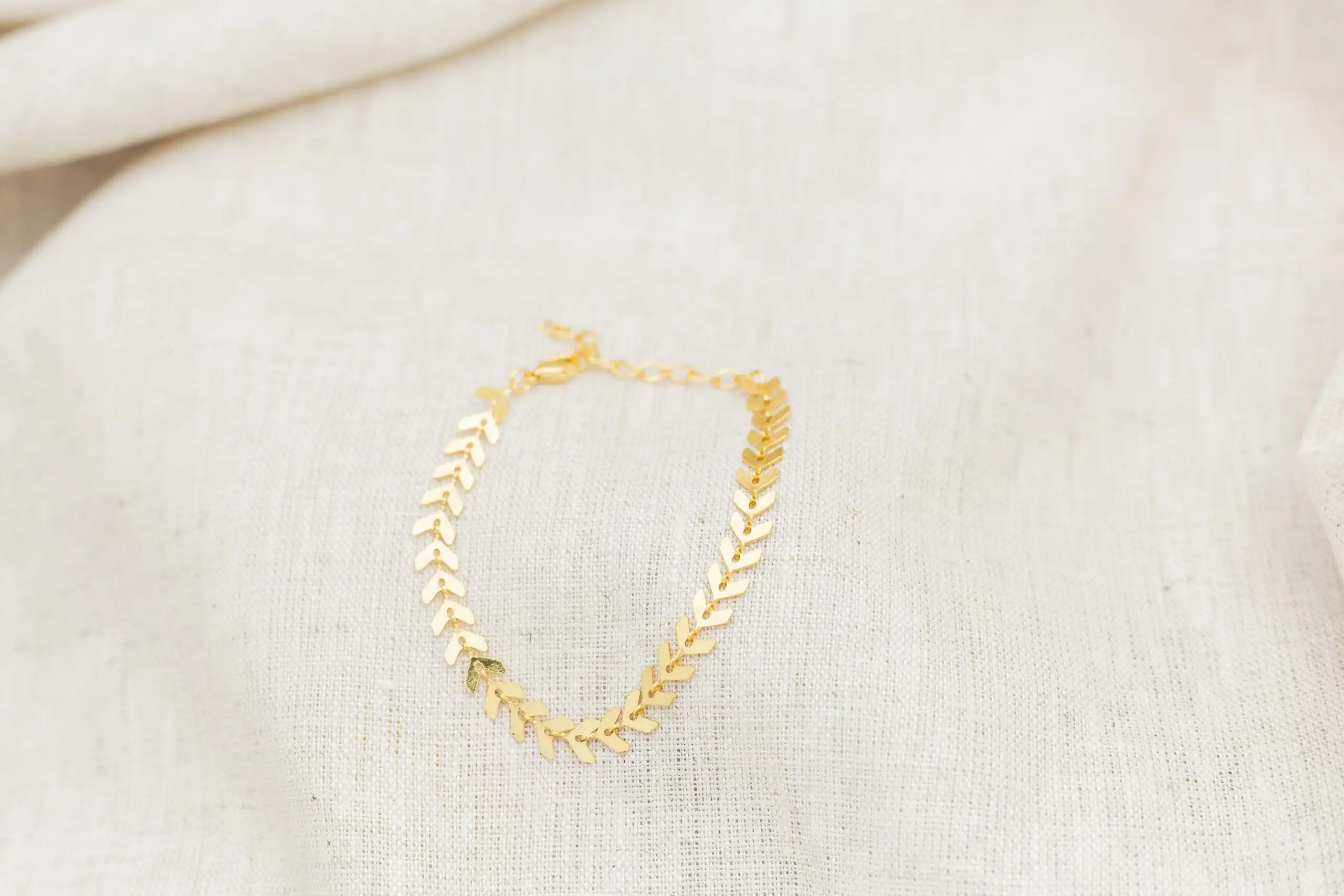 Pulseira Flechas Banhada em Ouro 18k - Imagem 4