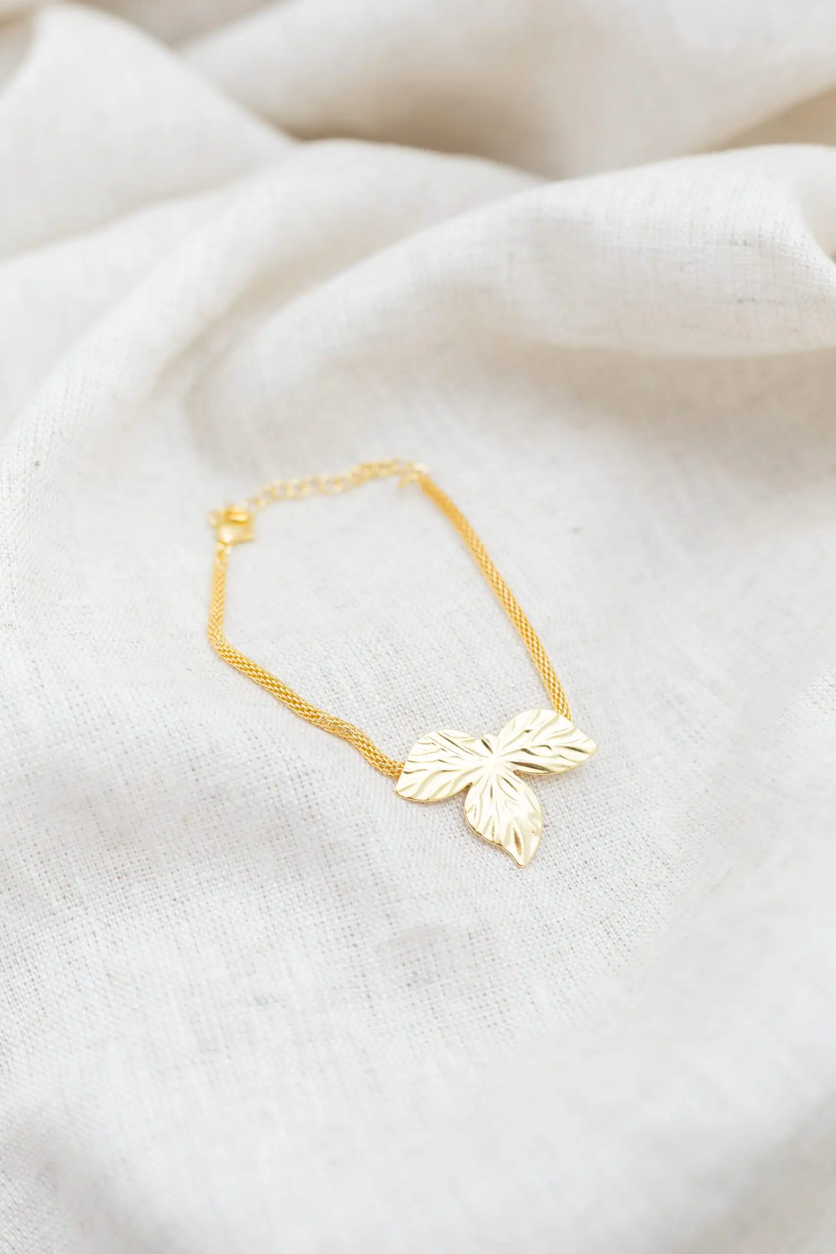 Pulseira Folha Banhada em Ouro 18k