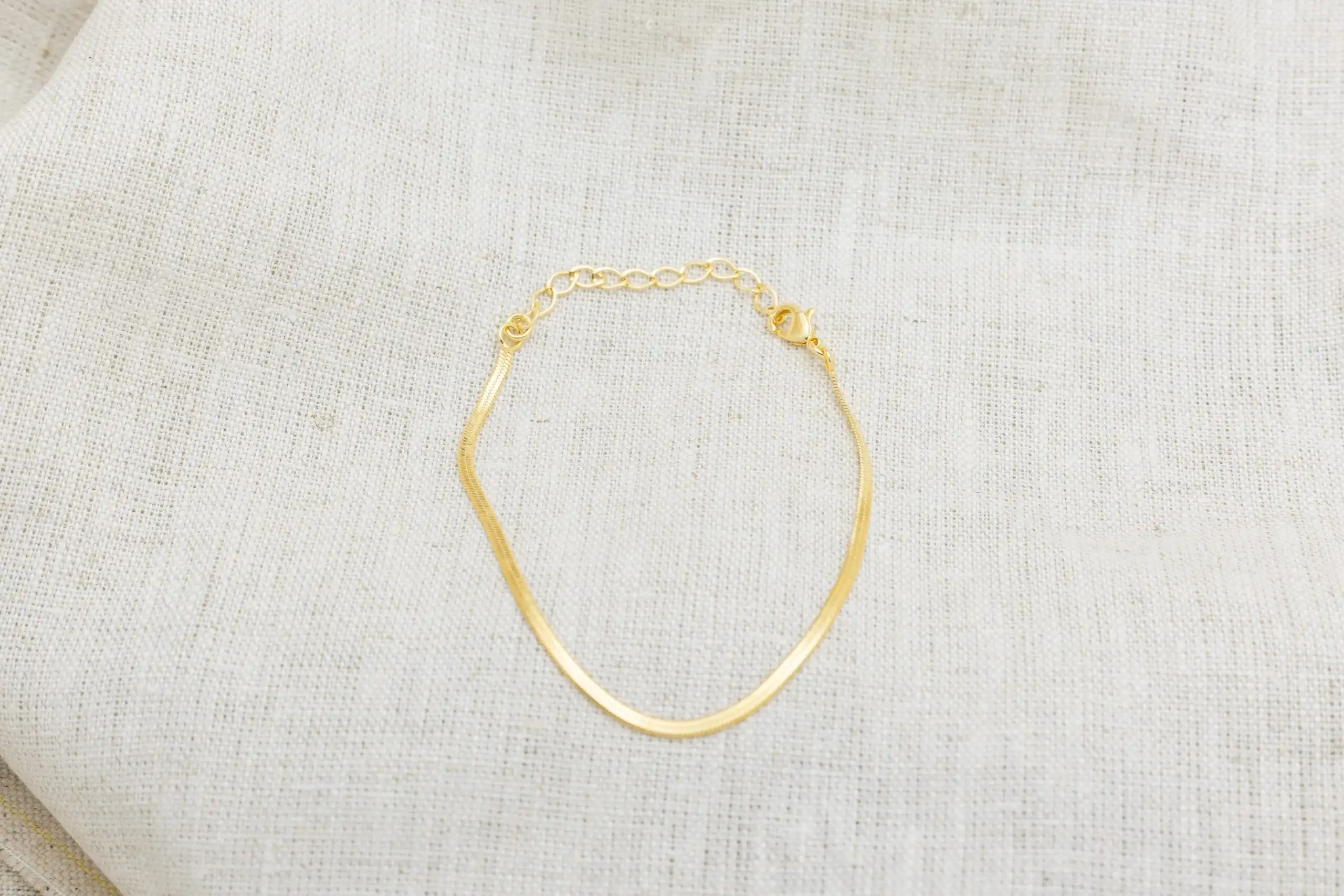 Pulseira Fita Banhada em Ouro 18k