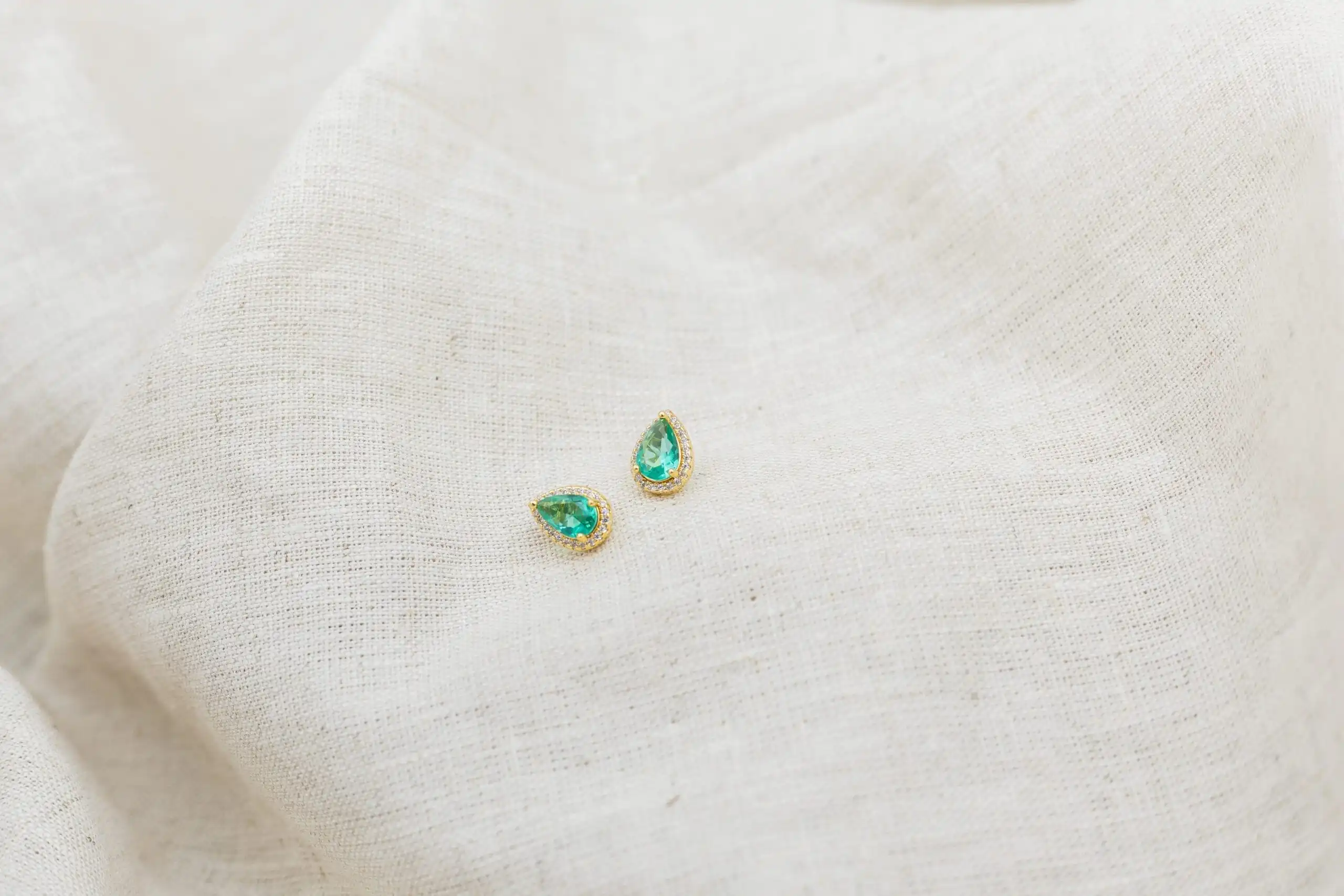 Brinco Gota com Zircônia Verde - Imagem 2