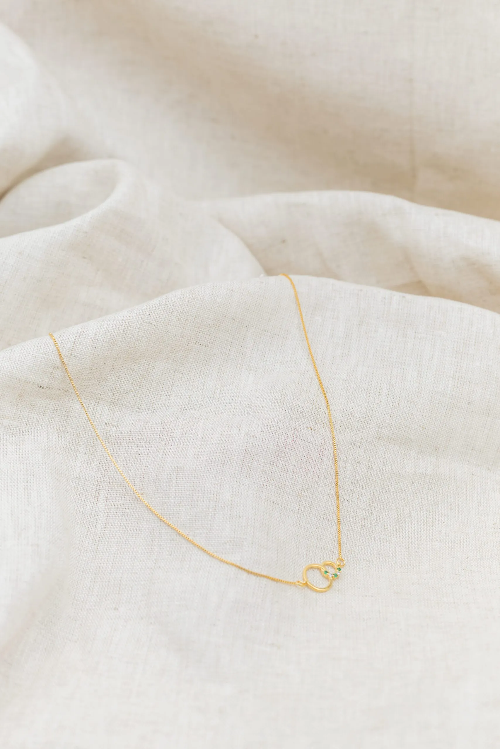 Colar Elo Com Zircônia Verde Banhado em Ouro 18k - Imagem 2