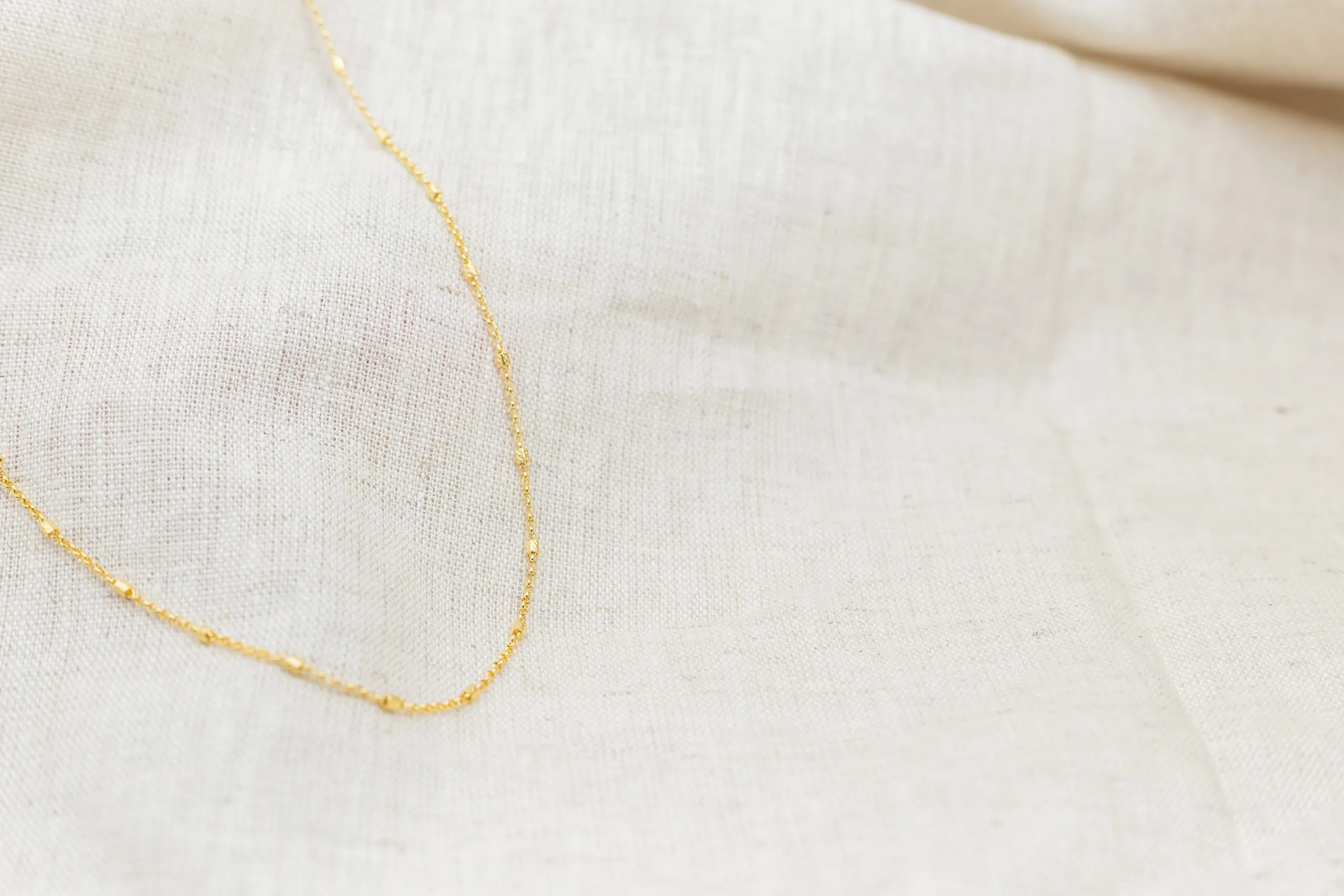 Choker Cartier Banhado em Ouro 18k - Image 4