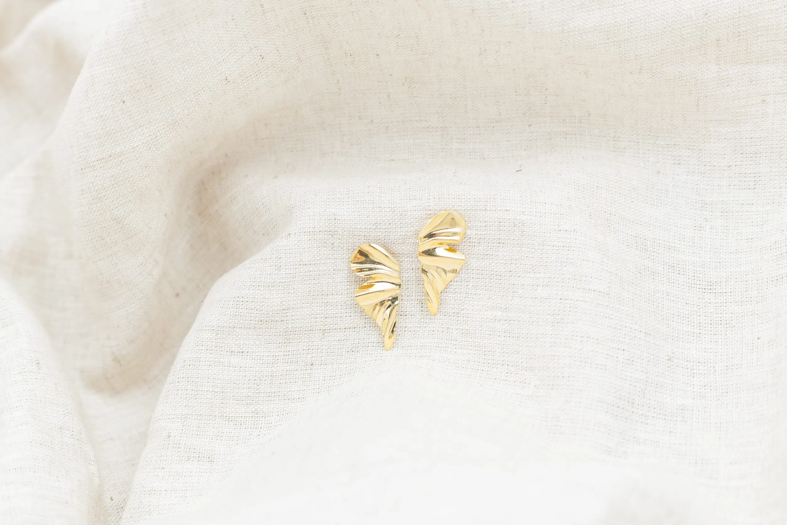 Brinco Orgânico Banhado em Ouro 18k