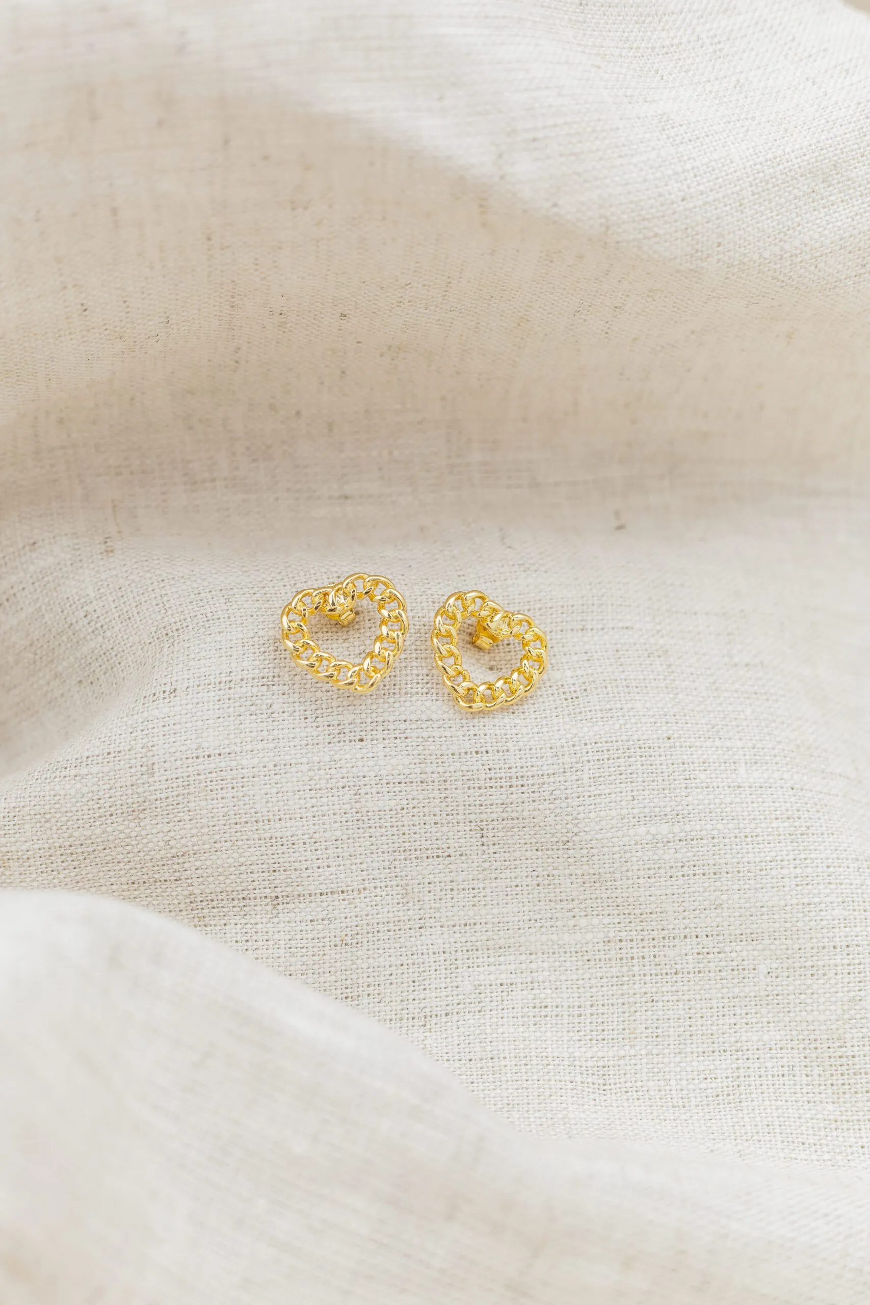 Brinco Elos Coração Banhado em Ouro 18k